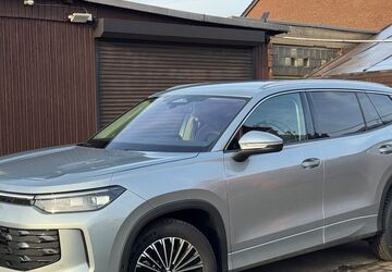 VW Tayron 2.489 km 41.600 &euro; Duisburg 47179