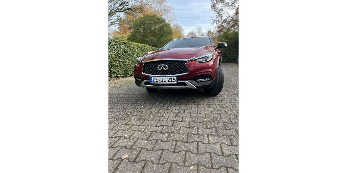 INFINITI QX30 88.000 km 19.000 &euro; Neuss 41468