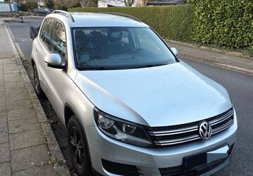 VW Tiguan 58.000 km 13.900 &euro; Hattingen 45529