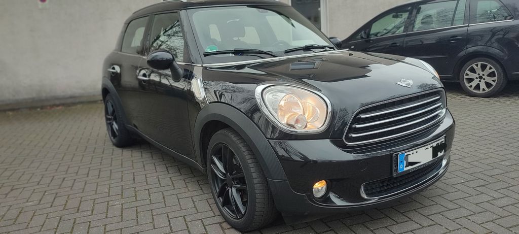 Mini Countryman D (Cooper) 148.700 km 6.850 &euro; Duisburg 47169