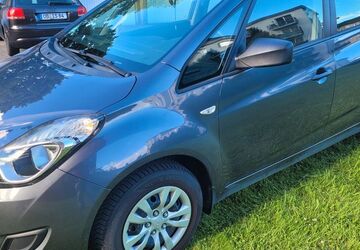 Hyundai ix20 118.000 km 6.350 &euro; Oberhausen 46047