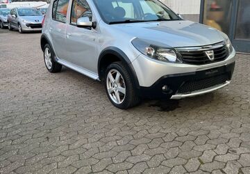 Dacia Sandero 139.000 km 5.980 &euro; Essen 45141