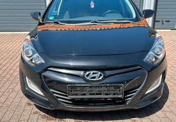 Hyundai i30 157.000 km 3.999 &euro; Duisburg 47239