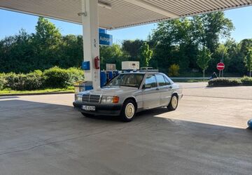 Mercedes-Benz 190 250.000 km 18.050 &euro; Essen 45149