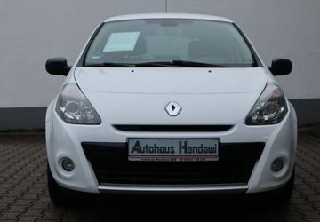Renault Clio 82.590 km 5.490 &euro; Moers 47443