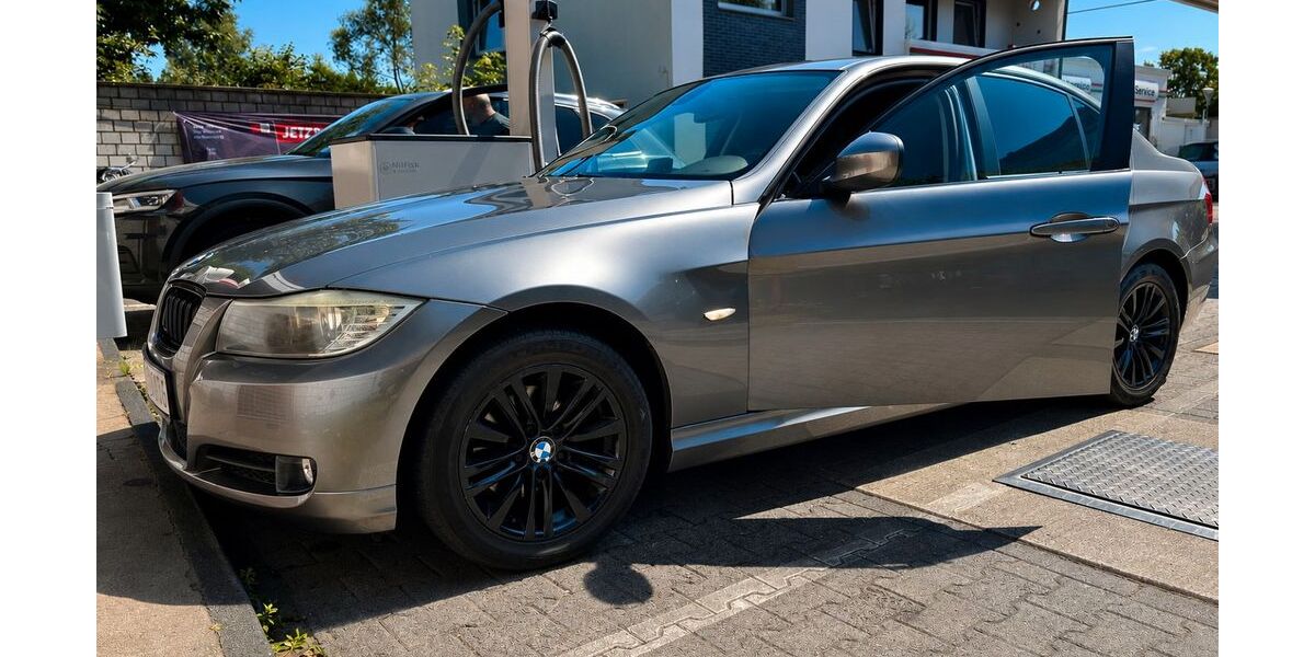 BMW 318 205.000 km 4.800 &euro; Duisburg 47279