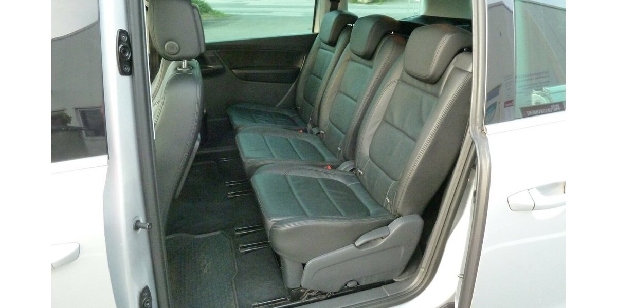 VW Sharan 2.0 TDI DSG Panorama Navi Leder 7 Sitze + 175.000 km 17.900 &euro; Ratingen 40885