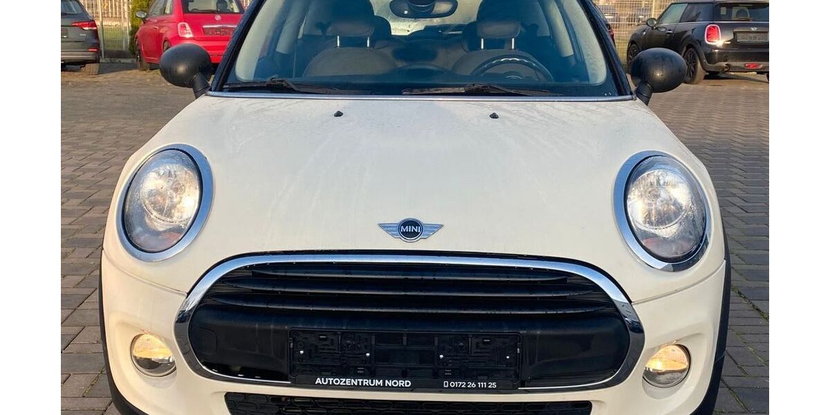 Mini ONE 123.241 km 8.490 &euro; Duisburg 47169