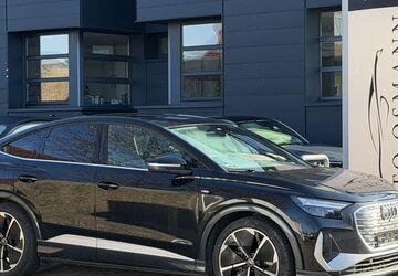 Audi Q4 e-tron 27.100 km 34.950 &euro; Krefeld 47805