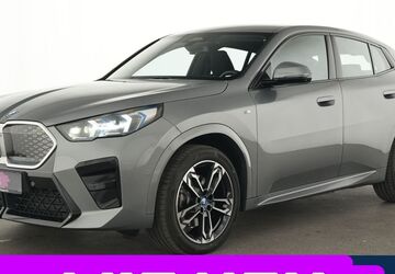 BMW iX2 11.640 km 43.696 &euro; Neuss 41460