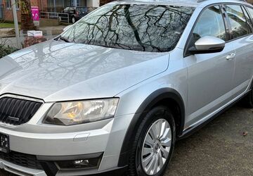 Skoda Octavia 150.000 km 12.490 &euro; Oberhausen 46149