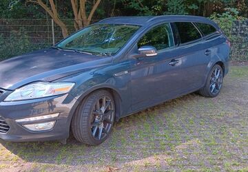 Ford Mondeo 175.551 km 5.450 &euro; Duisburg 47137