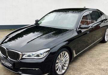 BMW 750 200.000 km 29.995 &euro; Essen 45147