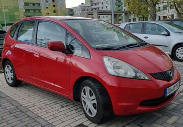 Honda Jazz 183.000 km 3.200 &euro; Duisburg 47051