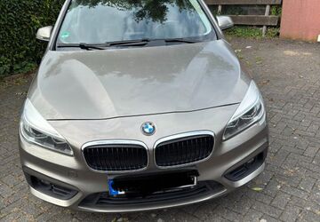 BMW 218 Active Tourer 164.600 km 9.990 &euro; Kerken 47647