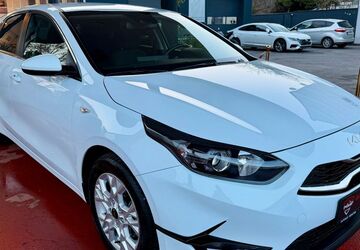 Kia ceed / Ceed 20.953 km 18.990 &euro; Düsseldorf 40589