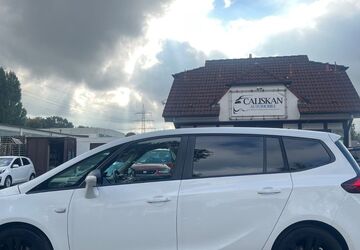 Opel Zafira 144.852 km 7.990 &euro; Dinslaken 46539