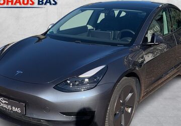 Tesla Model 3 110.824 km 21.550 &euro; Kaarst 41564