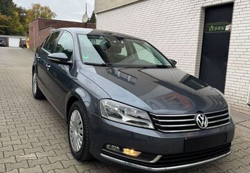 VW Passat 199.000 km 6.100 &euro; Essen 45143