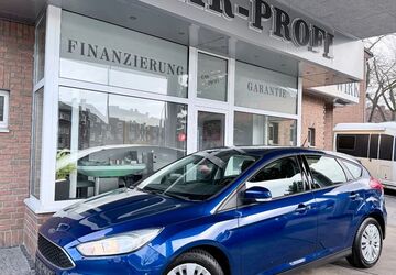 Ford Focus 9.600 km 12.890 &euro; Duisburg 47249