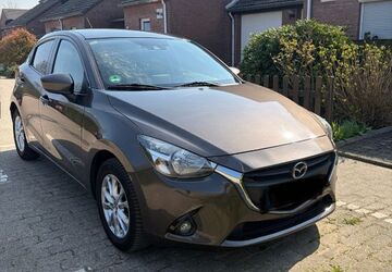 Mazda 2 91.900 km 11.700 &euro; Kempen 47906