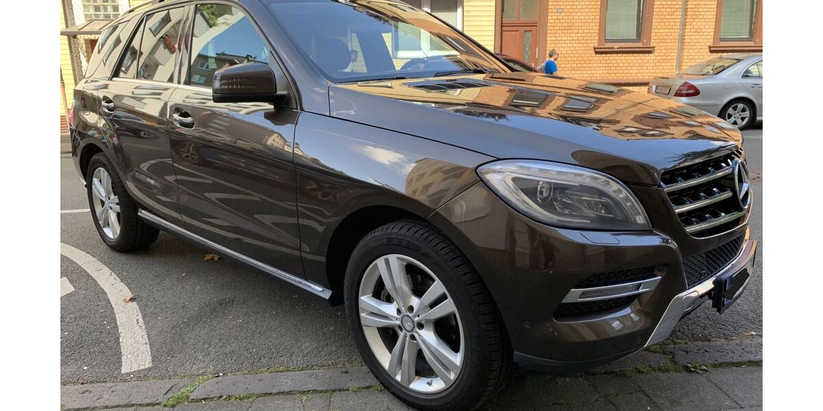 Mercedes-Benz ML 250 141.750 km 19.990 &euro; Mülheim an der Ruhr 45468