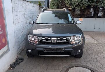 Dacia Duster 88.000 km 7.900 &euro; Bottrop 46242