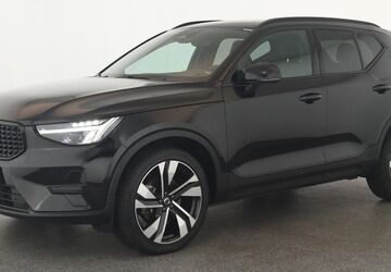 Volvo XC40 42.300 km 30.984 &euro; Düsseldorf 40233