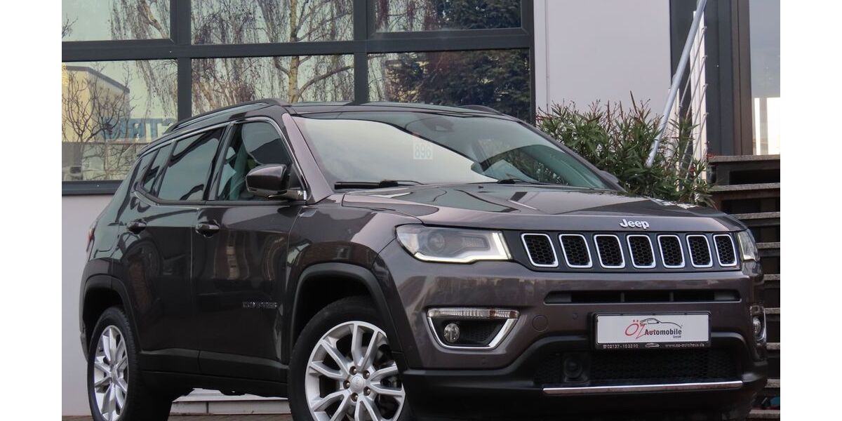 Jeep Compass 33.182 km 17.900 &euro; Neuss 41469