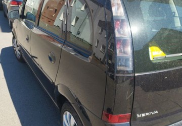 Opel Meriva 141.000 km 2.600 &euro; Duisburg 47166