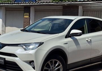 Toyota RAV 4 142.000 km 18.950 &euro; Duisburg 47179