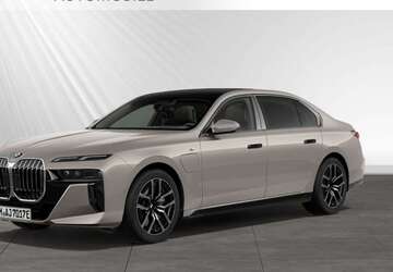 BMW 750 39.210 km 94.875 &euro; Moers 47441