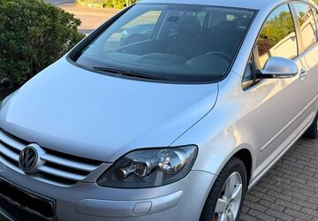 VW Golf Plus 148.461 km 4.750 &euro; Rheinberg 47495