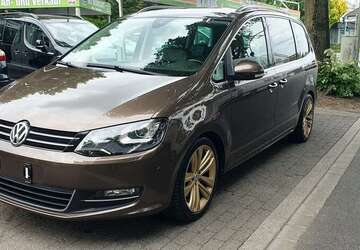 VW Sharan 118.000 km 18.999 &euro; Duisburg 47167
