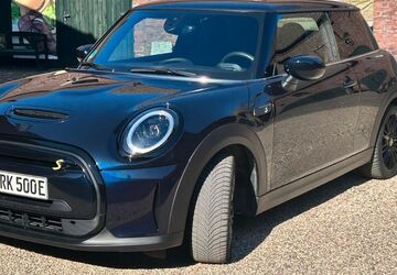 Mini Cooper SE 25.475 km 19.700 &euro; Krefeld 47804