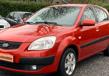 Kia Rio 253.089 km 2.390 &euro; Meerbusch 40670