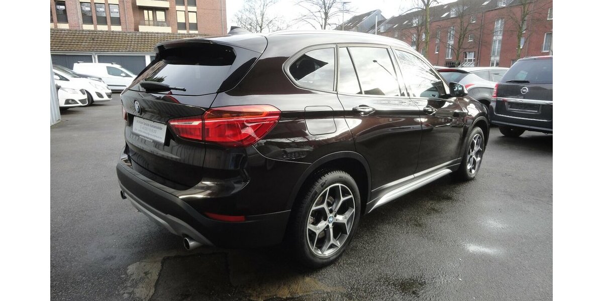 BMW X1 20 d xLine 4x4 Autom Navi Leder SHZ PDC LED 208.000 km 14.999 &euro; Neuss 41462
