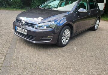 VW Golf 177.000 km 8.000 &euro; Duisburg 47249