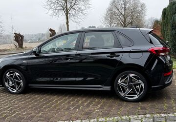 Hyundai i30 2.900 km 25.350 &euro; ESSEN 45359