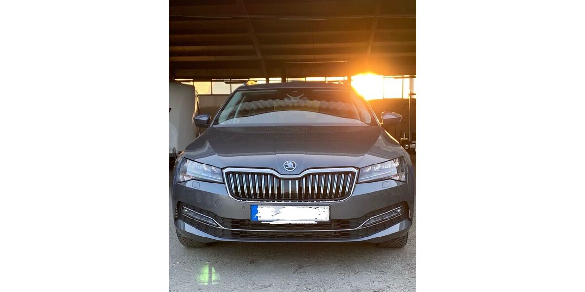Skoda Superb 67.000 km 28.900 &euro; Oberhausen 46147