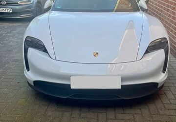Porsche Taycan 45.600 km 68.200 &euro; Kempen 47906