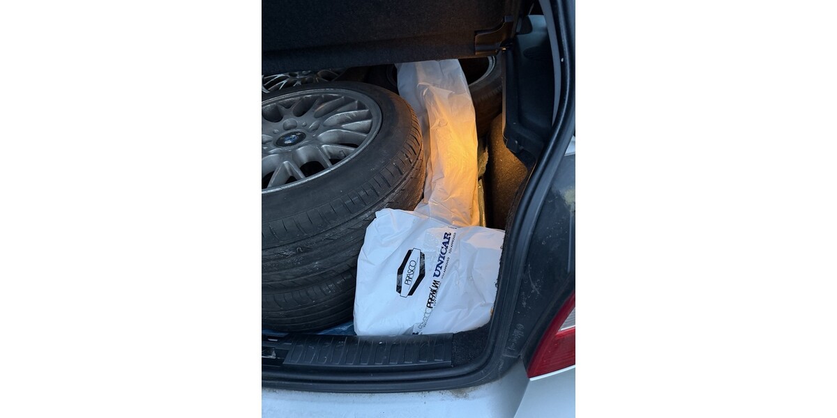 BMW 118 270.000 km 2.500 &euro; Duisburg 47051