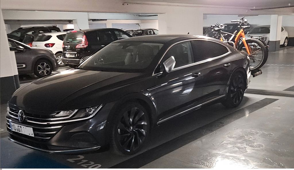 VW Arteon 115.000 km 25.600 &euro; Kamp-Lintfort 47475