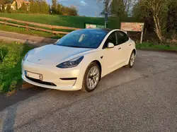 Tesla Model 3 46.700 km 31.500 &euro; Essen 45289