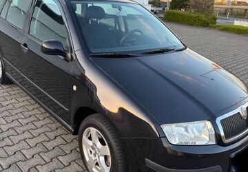 Skoda Fabia 149.856 km 2.499 &euro; Krefeld 47809