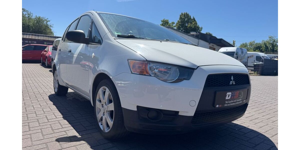 Mitsubishi Colt 157.400 km 2.950 &euro; Dinslaken 46537