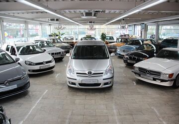 Toyota Corolla Verso 225.000 km 3.850 &euro; Essen 45356