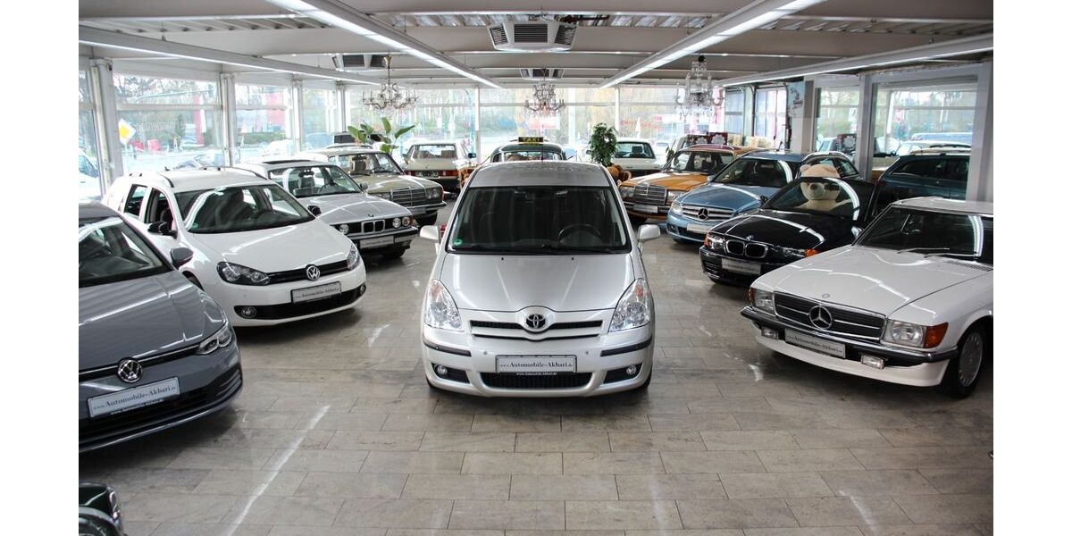 Toyota Corolla Verso 225.000 km 3.850 &euro; Essen 45356
