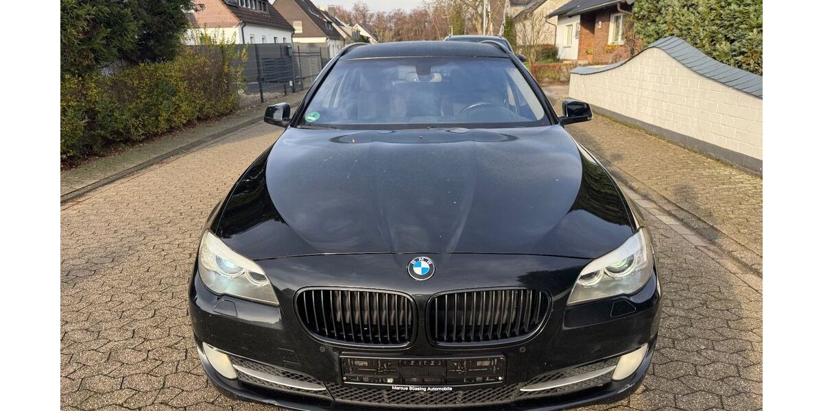 BMW 520 303.900 km 6.490 &euro; Ratingen 40885