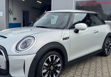 Mini Cooper SE 18.786 km 18.950 &euro; Ratingen (Nähe Düsseldorf) 40883